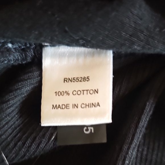 Express Black and Gold Sequin Fitted Tank Top - Picture 4 of 5